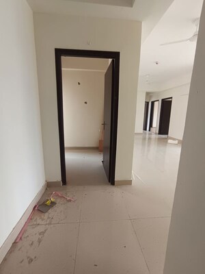 Bathroom in 4 BHK Apartment at Sector 82 – for Rent