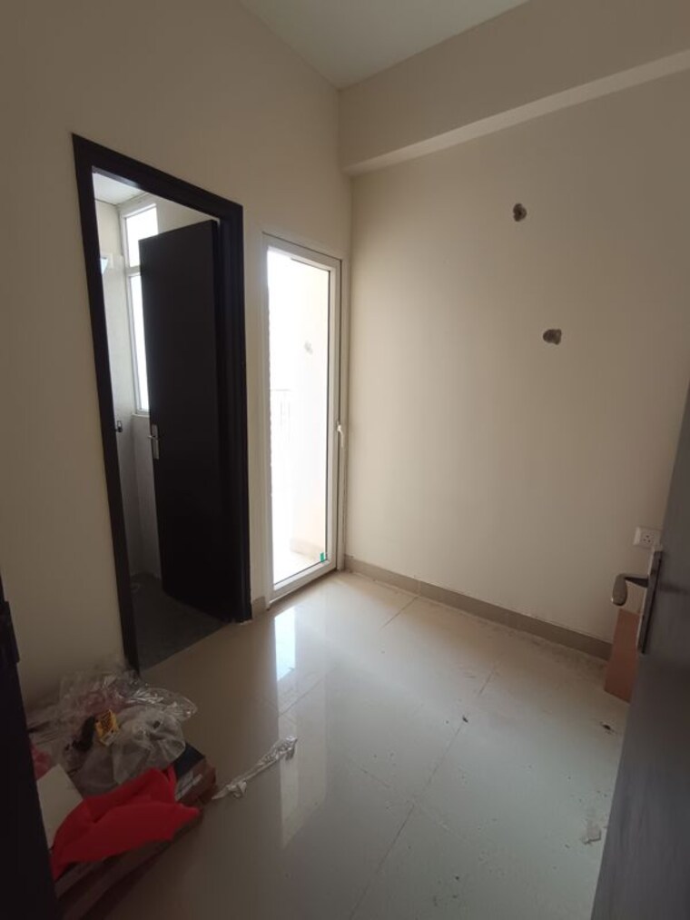 Room, sector 82 4 Bedroom 2175 Sq.Ft. Apartment In Sector 82 Noida 10493991