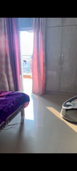 Furnished Amenities in 2 BHK Apartment at Dwarka Sector 16 – for Rent