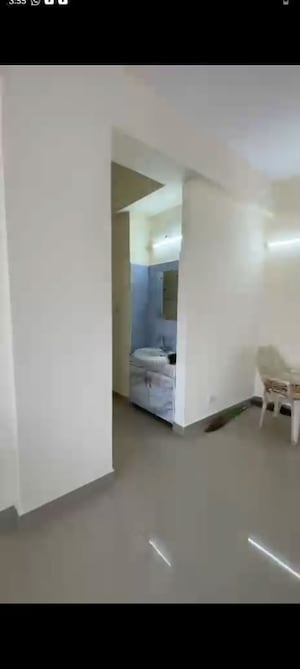 Room in 2 BHK Apartment at Sector 14 Dwarka – for Rent