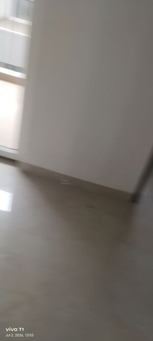 Room in 2.5 BHK Independent House at Smart World Orchard, Sector 61 – for Rent
