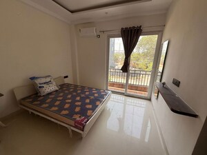 1 RK Builder Floor For Rent in Sushant Lok 2, Sector 57