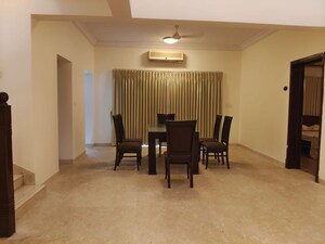 Living Room in 4 BHK Apartment at Sindhi Colony Ulsoor, Halasuru – for Rent