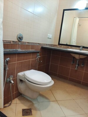 Bathroom in 4 BHK Apartment at Sindhi Colony Ulsoor, Halasuru – for Rent