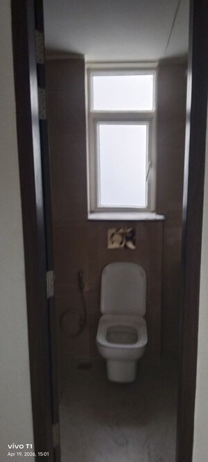 Bathroom in 3 BHK Apartment at Smart World Orchard, Sector 61 – for Rent