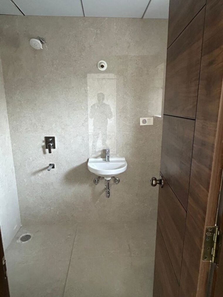 Bathroom, divine-space-osman-nagar 3 Bedroom 1488 Sq.Ft. Apartment In Osman Nagar Hyderabad 10494068