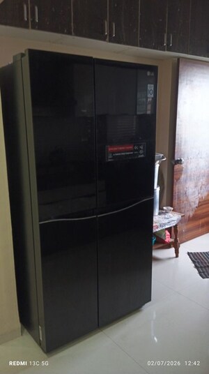 Furnished Amenities in 3 BHK Apartment at Clark Town – for Rent