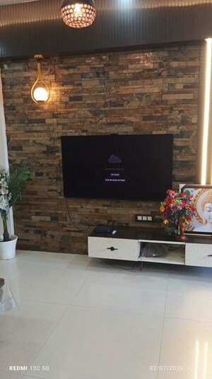 Furnished Amenities in 3 BHK Apartment at Clark Town – for Rent