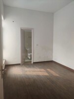 3 BHK + Extra Room 250 Sq.Yd. Apartment in Sector 84