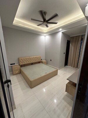 Kitchen in 3 BHK Builder Floor at Sector 57 – for Rent