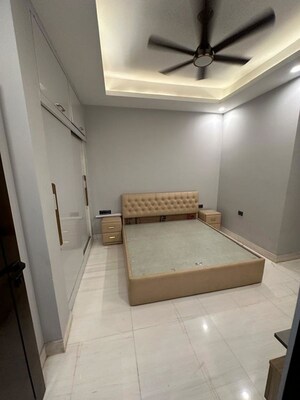 Bathroom in 3 BHK Builder Floor at Sector 57 – for Rent
