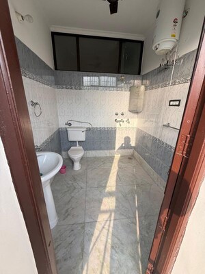 Bathroom in 2 BHK Builder Floor at Sector 4 – for Rent