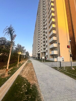 3.5 BHK Apartment – Exterior View View at Conscient Heritage Max II, Sector 102 - for Rent