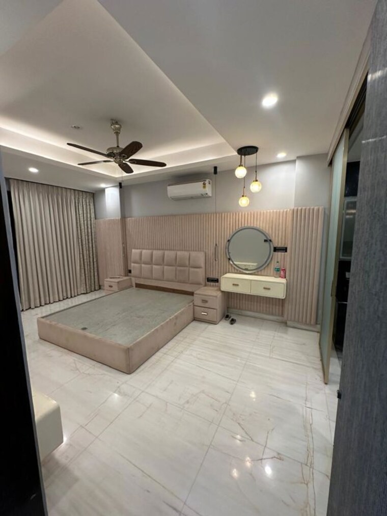 Bathroom, sector 57 3 Bedroom 1800 Sq.Ft. Builder Floor In Sector 57 Gurgaon 10494243