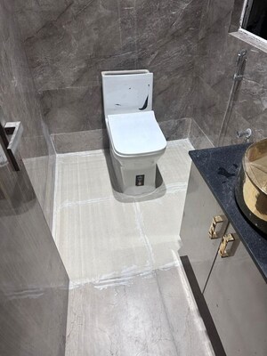 Bathroom in 1 RK Builder Floor at Sector 57 – for Rent