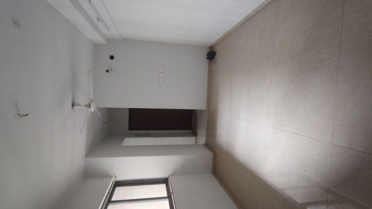 Bathroom, lodha-palava-downtown 1 Bedroom 470 Sq.Ft. Apartment In Dombivli East Thane 10494272