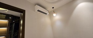  4 BHK Builder Floor at Rohini Sector 18 – for Sale