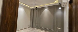 4 BHK Builder Floor at Rohini Sector 18 – for Sale