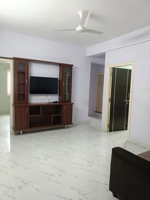 Room in 2 BHK Apartment at Ayyanna Pride, Madhapur – for Rent