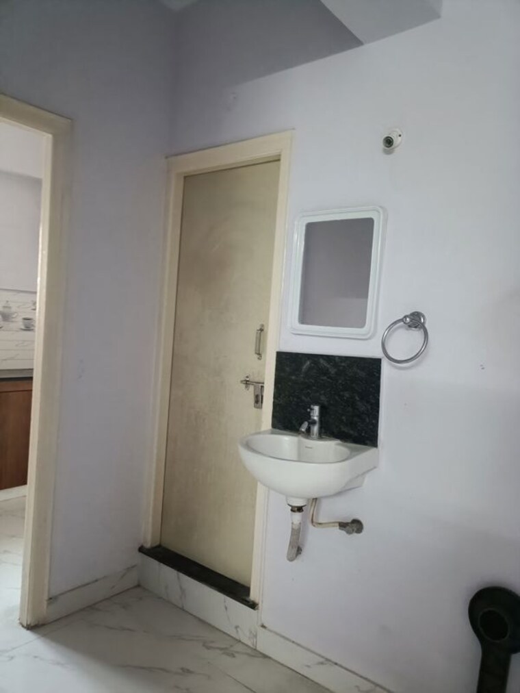 Bathroom, ayyanna-pride 2 Bedroom 1000 Sq.Ft. Apartment In Madhapur Hyderabad 10494313