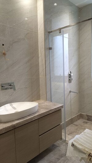 Bathroom in 3 BHK Builder Floor at New Rajinder Nagar – for Rent