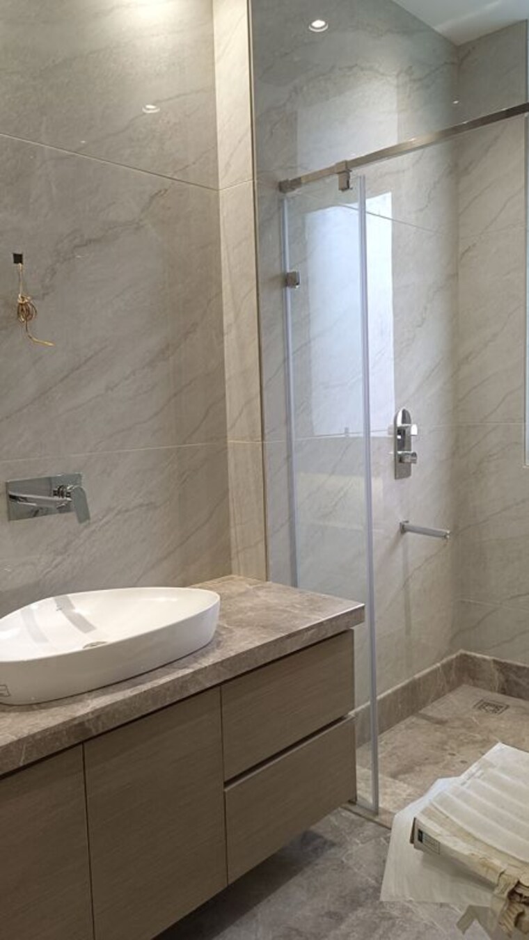 Bathroom, new rajinder nagar 3 Bedroom 1801 Sq.Ft. Builder Floor In New Rajinder Nagar Delhi 10494326