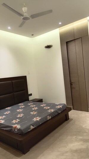 Bedroom in 3 BHK Builder Floor at New Rajinder Nagar – for Rent