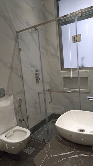 Bathroom in 3 BHK Builder Floor at New Rajinder Nagar – for Rent