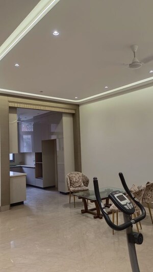 Gym in 3 BHK Builder Floor at New Rajinder Nagar – for Rent