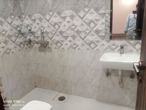 Bathroom in 1 BHK Apartment at Ansal Sushant Estate, Sector 52 – for Rent