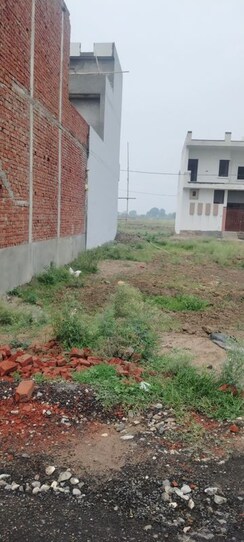 Plot For Sale in Salarpur Jalalpur