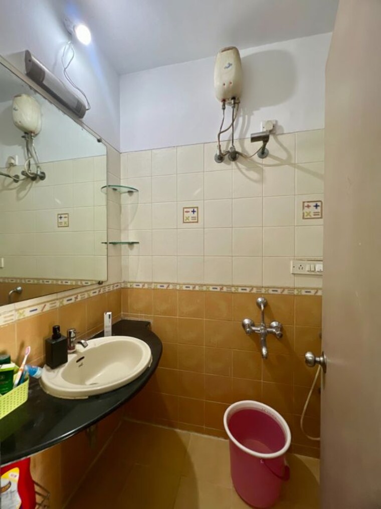 Bathroom, lodha-paradise 3 Bedroom 1080 Sq.Ft. Apartment In Majiwada Thane 10494426
