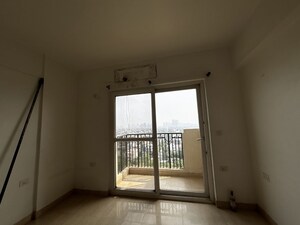 Room in 3 BHK Apartment at ATS One Hamlet, Sector 104 – for Rent