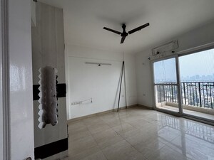 Room in 3 BHK Apartment at ATS One Hamlet, Sector 104 – for Rent