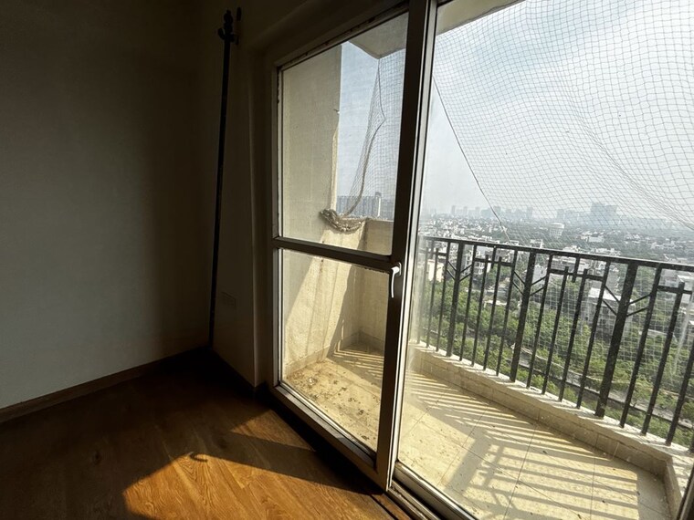 Room, ats-one-hamlet 3 Bedroom 2150 Sq.Ft. Apartment In Sector 104 Noida 10494382