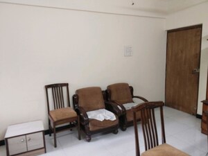 Room in 2 BHK Apartment at Haware Splendor, Kharghar – for Rent
