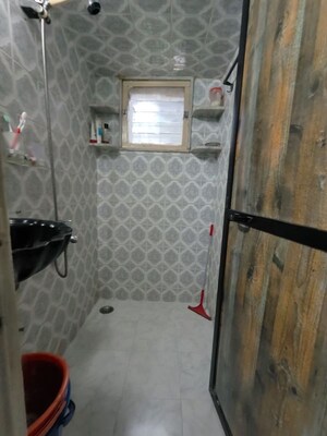 Furnished Amenities in 2 BHK Apartment at Malad Gokul CHS, Malad West – for Rent