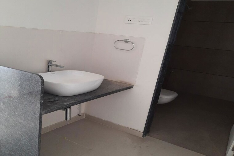 Bathroom, navkar-avenue-bavdhan 2 Bedroom 1000 Sq.Ft. Apartment In Bavdhan Pune 10494470