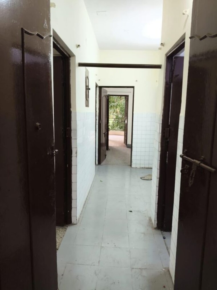 Entrance, naraina 3 Bedroom 150 Sq.Yd. Builder Floor In Naraina Delhi 10494472