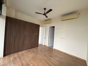 Room in 4 BHK Apartment at Ireo The Grand Arch, Sector 58 – for Sale