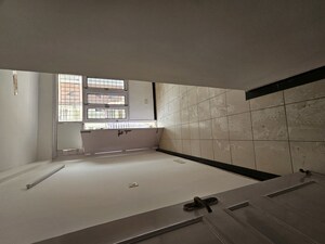 Kitchen in 3.5 BHK Builder Floor at Sector 57 – for Rent