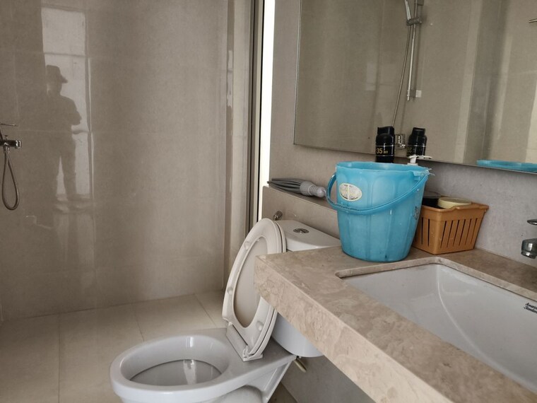 Bathroom, hiranandani-eagleridge-wing-a 2 Bedroom 750 Sq.Ft. Apartment In Thane West Thane 10494547