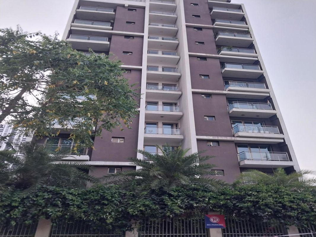 4 BHK + Servant Room 3325 Sq.Ft. Apartment in Tata Primanti Phase 2
