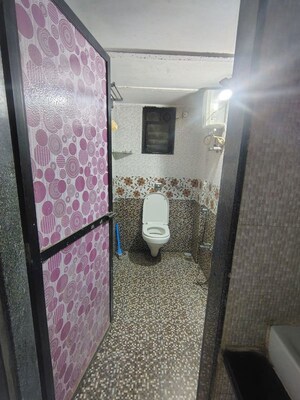 Bathroom in 2 BHK Independent House at Kopar Khairane – for Rent