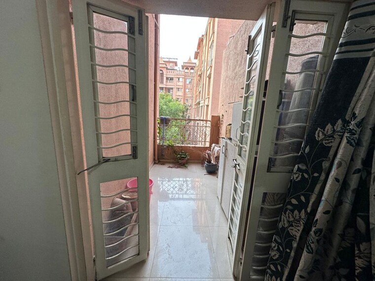 Balcony, g-k-rajaveer-palace 2 Bedroom 850 Sq.Ft. Apartment In Pimple Saudagar Pune 10494577