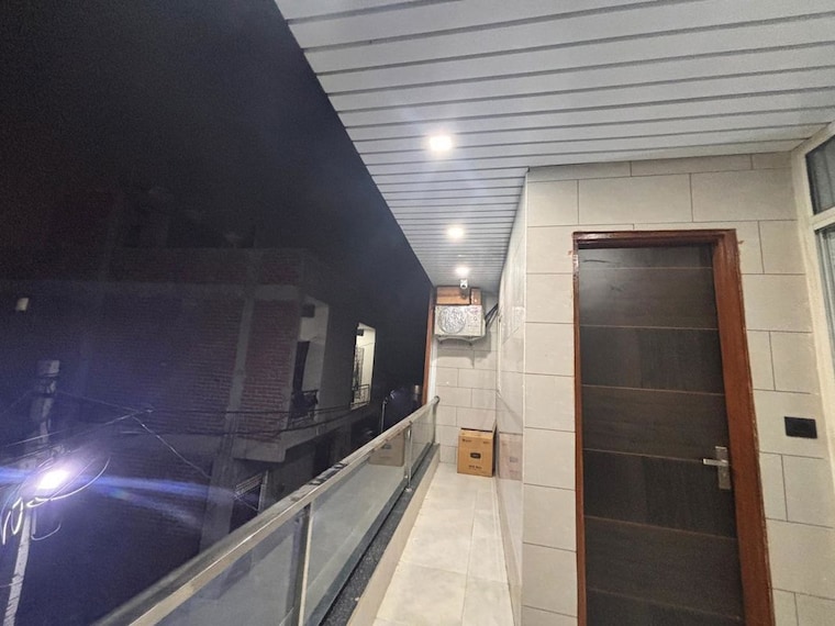 Balcony, silverglades-the-ivy 5 Bedroom 8200 Sq.Ft. Penthouse In Sector 28 Gurgaon 10494617