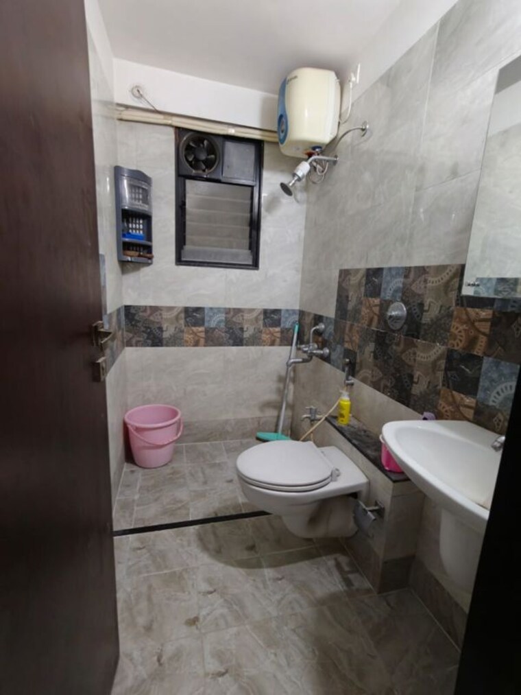 Bathroom, dreams-belle-vue 2 Bedroom 1100 Sq.Ft. Apartment In Bavdhan Pune 10494636