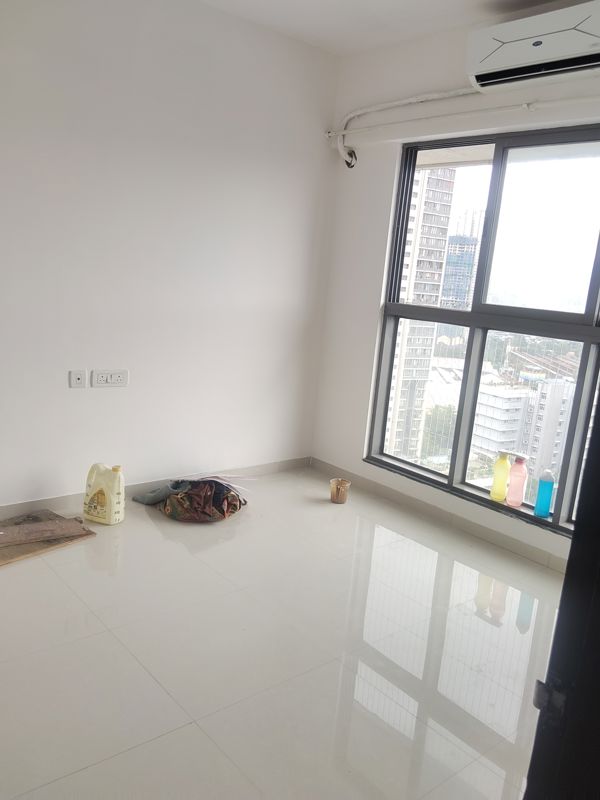 1 BHK + Extra Room 410 Sq.Ft. Apartment in UK Iridium