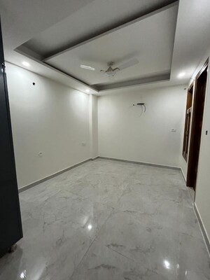 Room in 3 BHK Apartment at Dwarka – for Rent