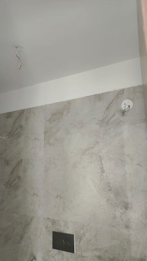 Room in 2 BHK Apartment at Apex Green Wood, Borivali East – for Rent